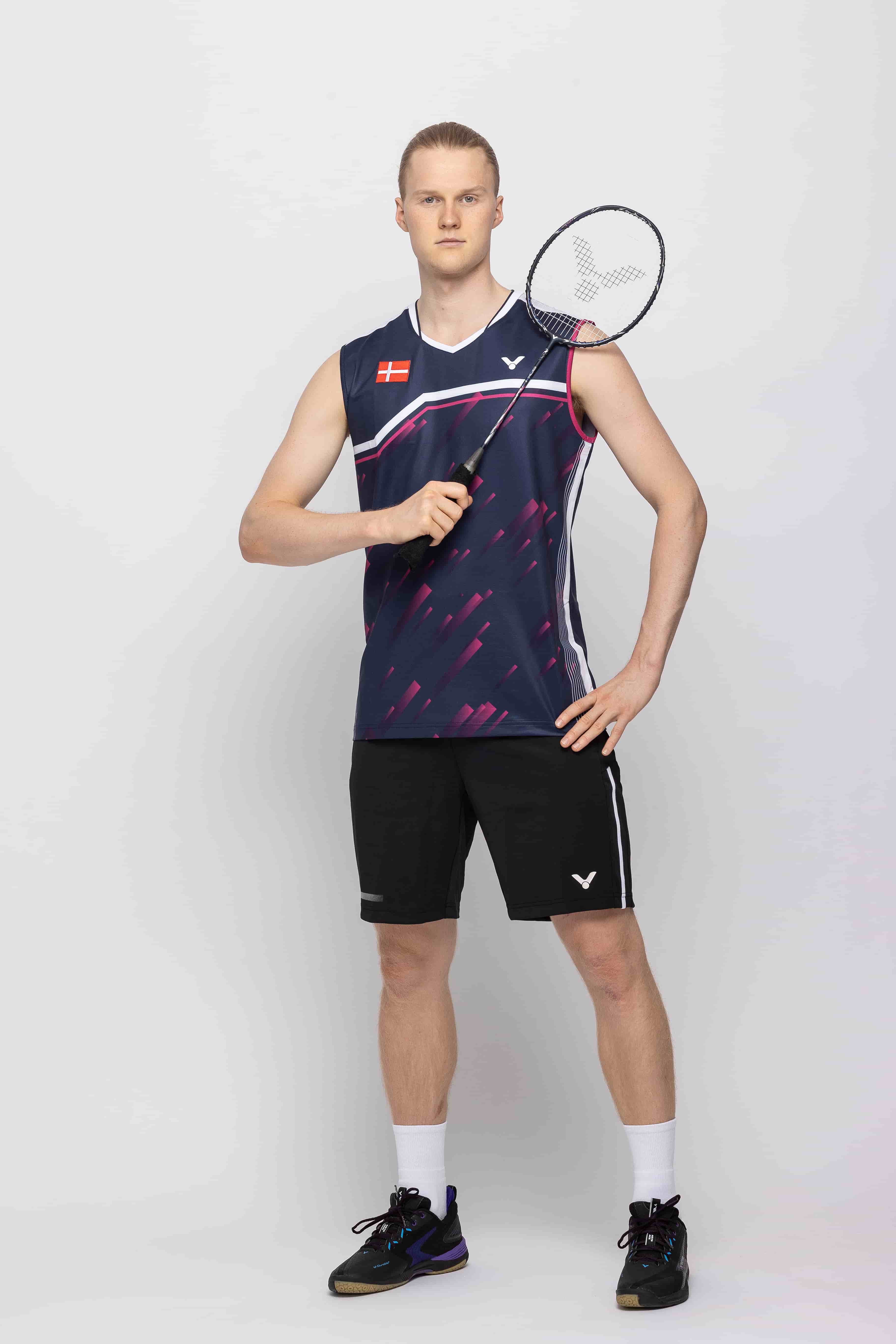 victor-tank-top-anders-antonsen-2022